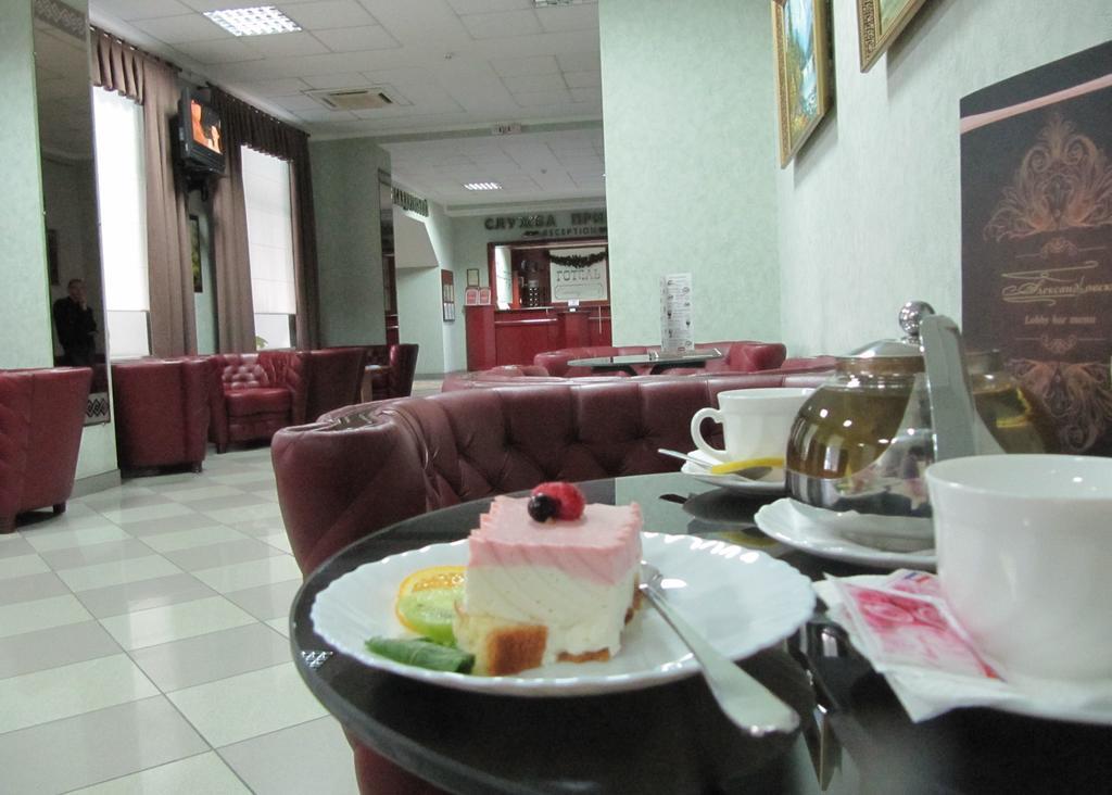 Alexandrovskiy Hotel Mykolaiv Dış mekan fotoğraf