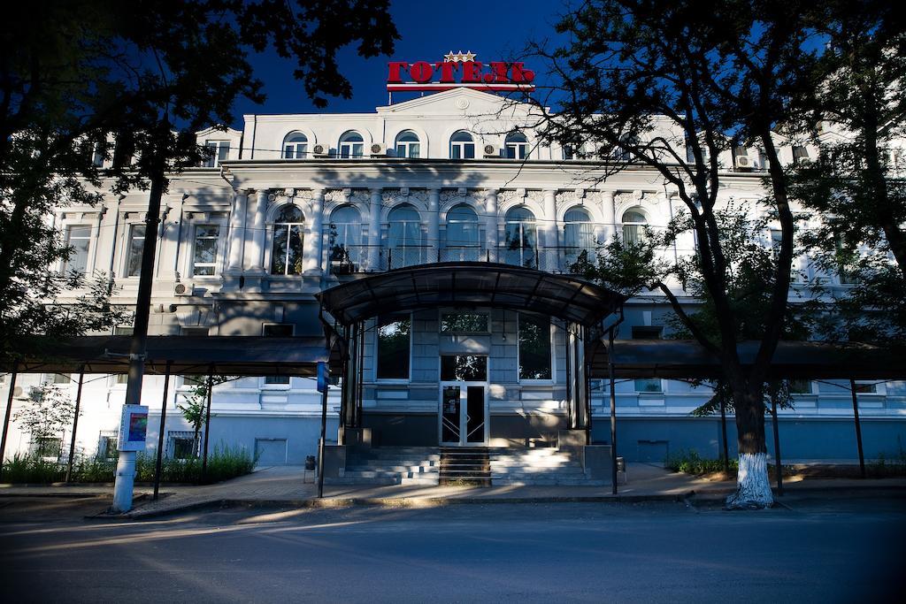 Alexandrovskiy Hotel Mykolaiv Dış mekan fotoğraf